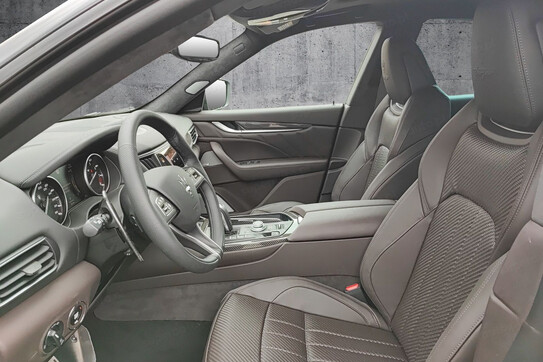 Maserati Levante Trofeo Ermenegildo Zegna