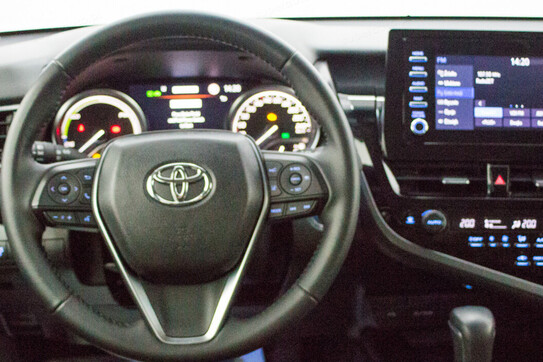 Toyota Camry 2.5 Hybrid Comfort CVT