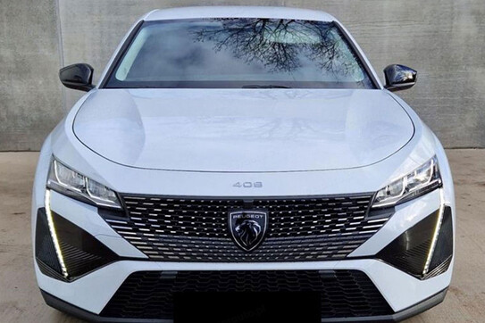 Peugeot 408 Allure e-DCS 1.2 mHEV