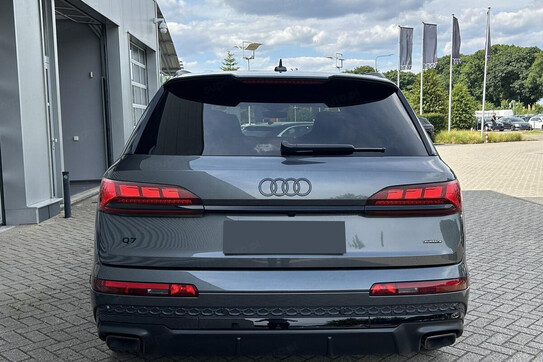 Audi Q7 60 TFSI e quattro S Line