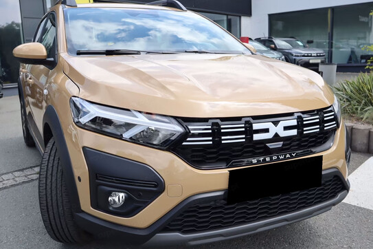Dacia Sandero Stepway Expression  1.0 TCe