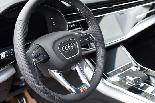 Audi Q7 45 TDI quattro S Line