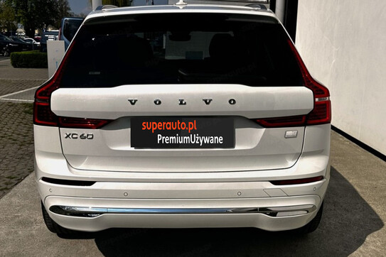 Volvo XC60 T8 Plug-In Hybrid AWD Plus Bright aut