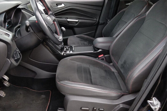 Ford Kuga 1.5 EcoBoost FWD ST-Line