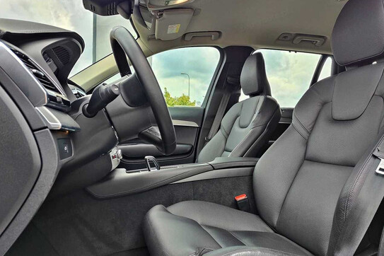 Volvo XC90 B5 D AWD Plus Bright 7os