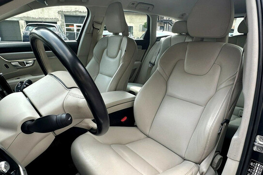 Volvo V90 D5 AWD Momentum aut