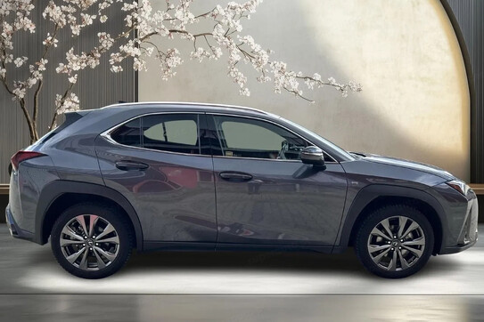 Lexus UX 250h GPF F Sport Design 2WD