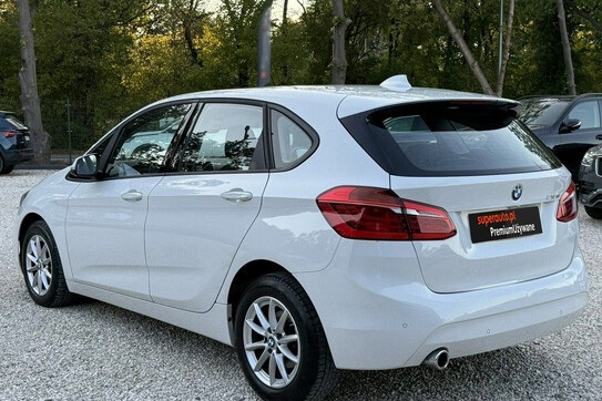BMW Seria 2 216d aut