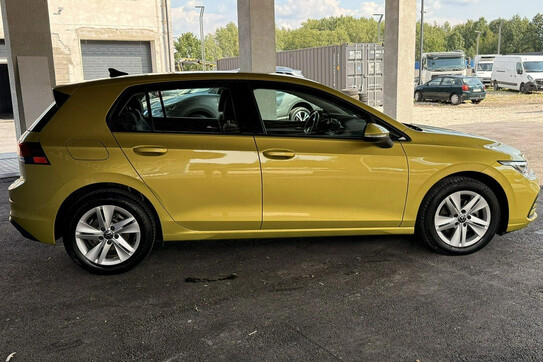 Volkswagen Golf VIII 1.0 TSI Life