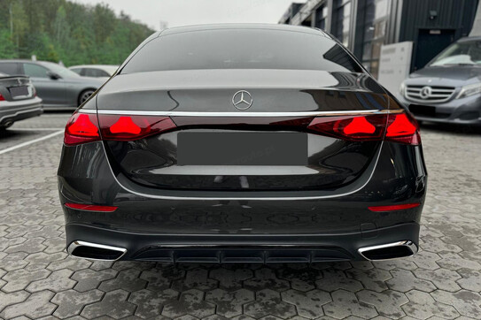 Mercedes E Klasa 220 d 4-Matic AMG