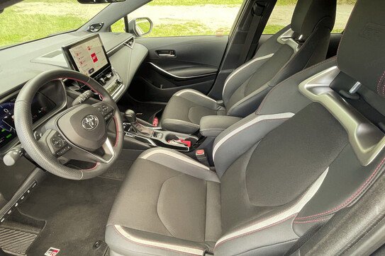 Toyota Corolla 2.0 Hybrid GR Sport