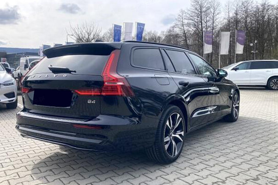 Volvo V60 B4 D Plus Dark