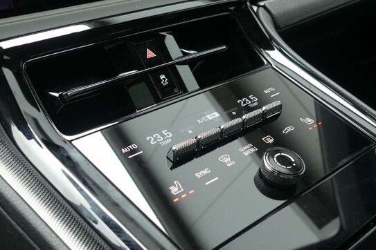 Porsche Panamera 4 E-Hybrid