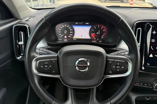 Volvo XC40 T3 Momentum Pro aut