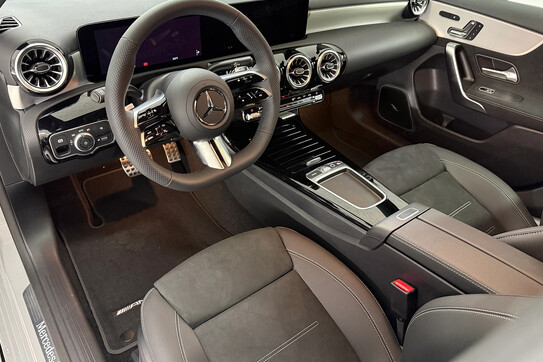 Mercedes Klasa A 200 AMG Line