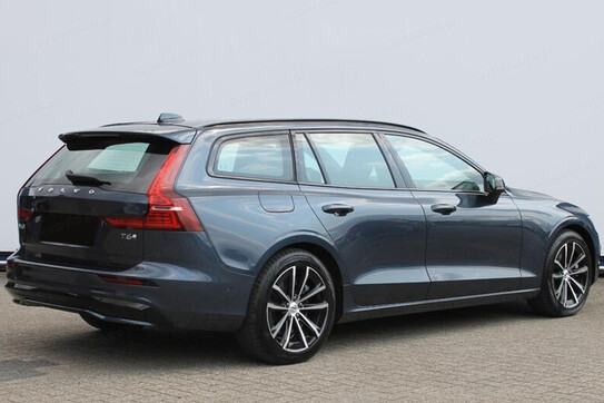 Volvo V60 T6 AWD Plug-In Hybrid Plus Dark