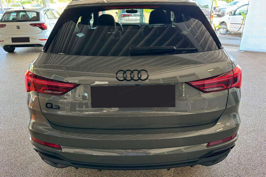 Audi Q3 35 TFSI S-Line