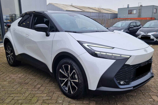 Toyota C-HR Teamplayer 1.8 Hybrid