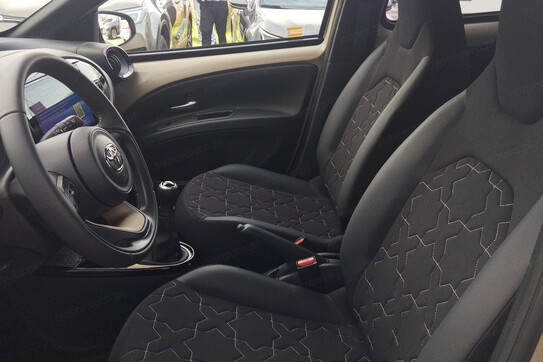 Toyota Aygo X 1.0 VVT-i Executive
