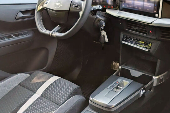 Opel Frontera Edition 44kWh