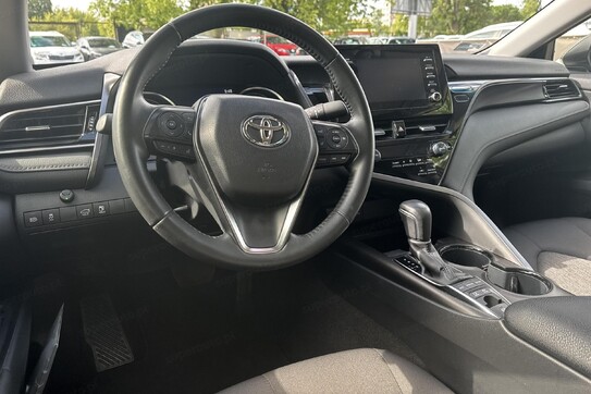 Toyota Camry Comfort 2.5 Hybrid  CVT