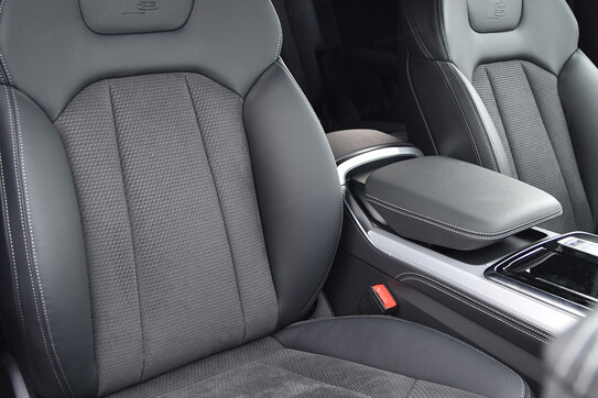 Audi Q7 50 TDI quattro S Line