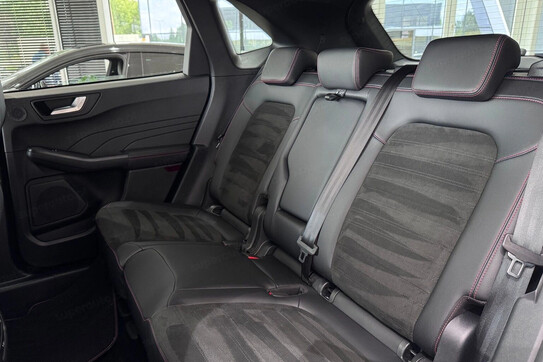 Ford Kuga 2.5 PHEV ST-Line X