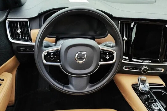 Volvo S90 T8 AWD Plug-In Hybrid Inscription aut
