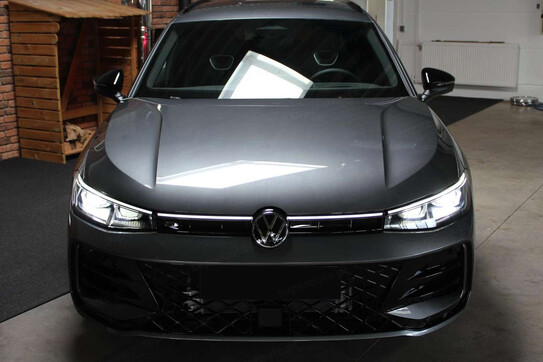 Volkswagen Passat 2.0 TSI R-Line Plus DSG