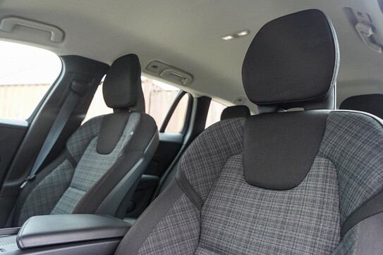 Volvo V60 B4 Core