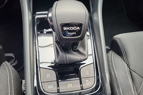Skoda Karoq Sportline 2.0 TSI DSG 4x4