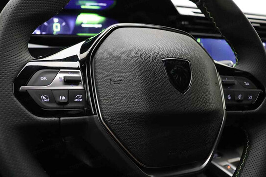 Peugeot 408 GT e-DCS 1.2 mHEV