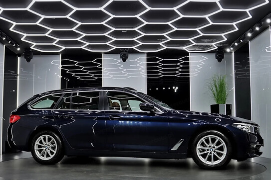 BMW Seria 5 520d aut