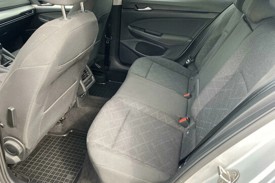 Volkswagen Golf 1.5 TSI