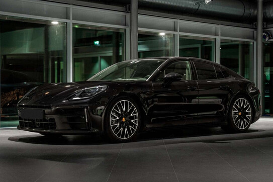 Porsche Panamera 4 E-Hybrid