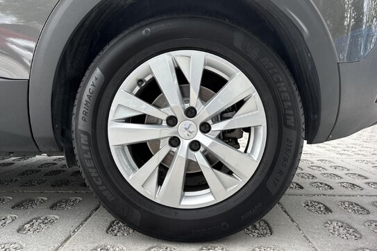 Peugeot 3008 Active Pack  1.2 PureTech S&S EAT8