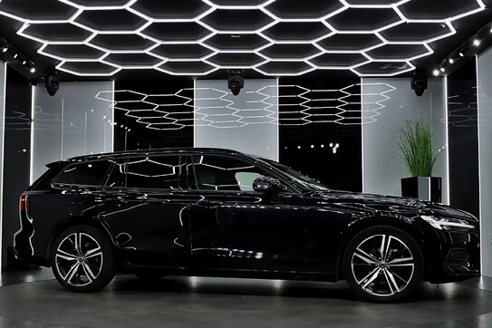 Volvo V60 B3 B R-Design aut