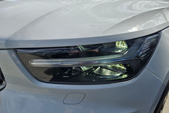 Volvo XC40 B4 B AWD Momentum Pro
