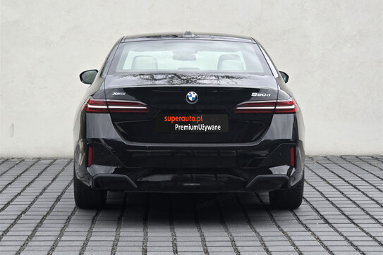 BMW Seria 5 520d xDrive M Sport