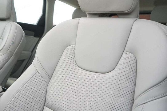 Volvo V90 T6 AWD Plug-In Hybrid Plus Bright