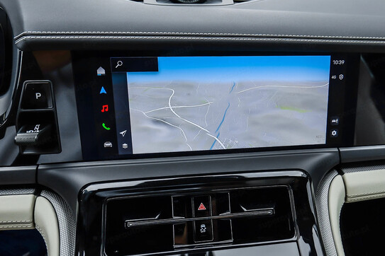 Porsche Panamera 4 E-Hybrid