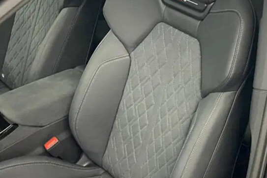 Audi Q6 e-tron quattro