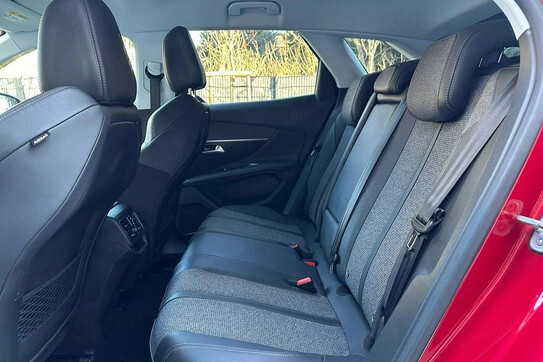 Peugeot 3008 1.2 PureTech Allure S&S EAT8