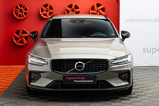 Volvo V60 B4 R-Design aut