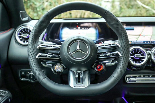 Mercedes GLB AMG 35 4-Matic