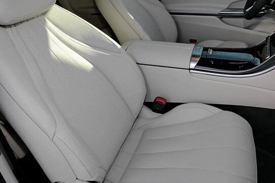 Mercedes CLE 300 4-Matic AMG Line