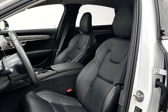 Volvo S90 T8 AWD Plug-In Hybrid Ultimate Dark aut