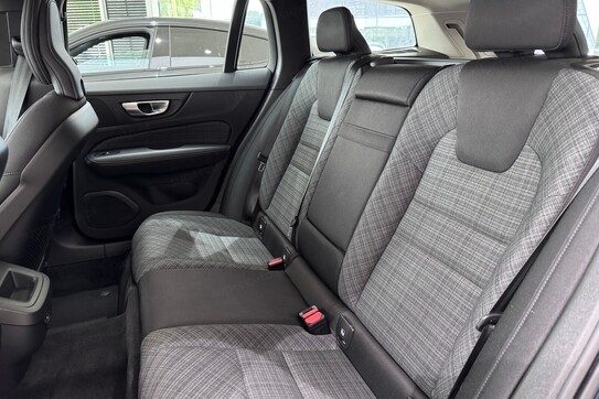 Volvo V60 B3 B Essential aut