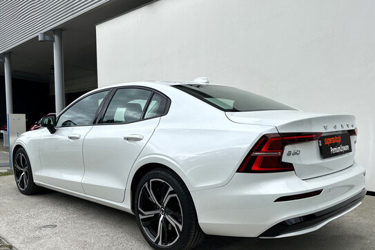 Volvo S60 B5 B AWD Ultimate Dark