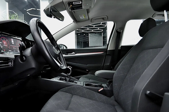 Volkswagen Golf VIII 2.0 TDI Life